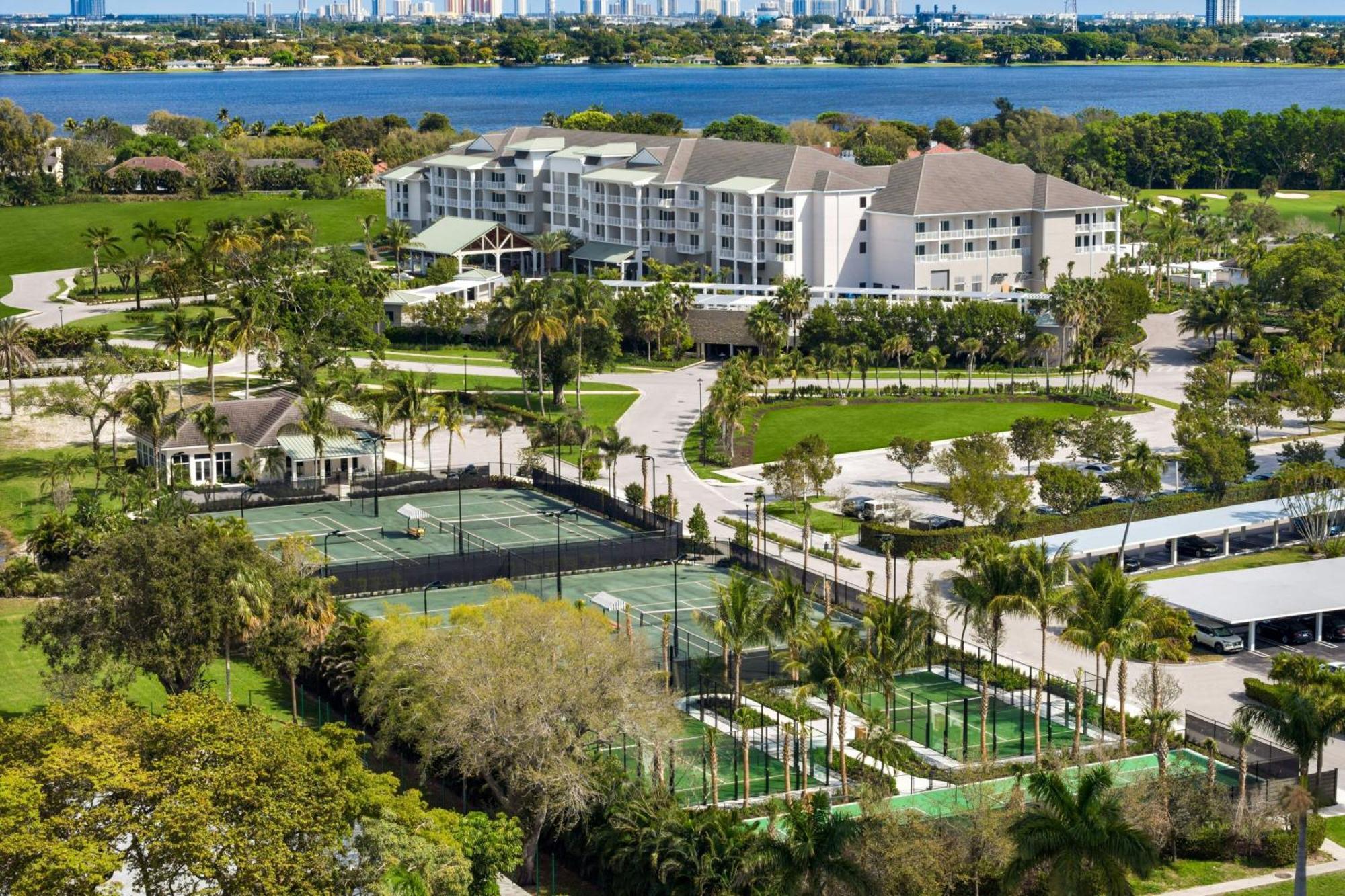 The Belgrove Resort & Spa, West Palm Beach, Autograph Collection Exterior photo